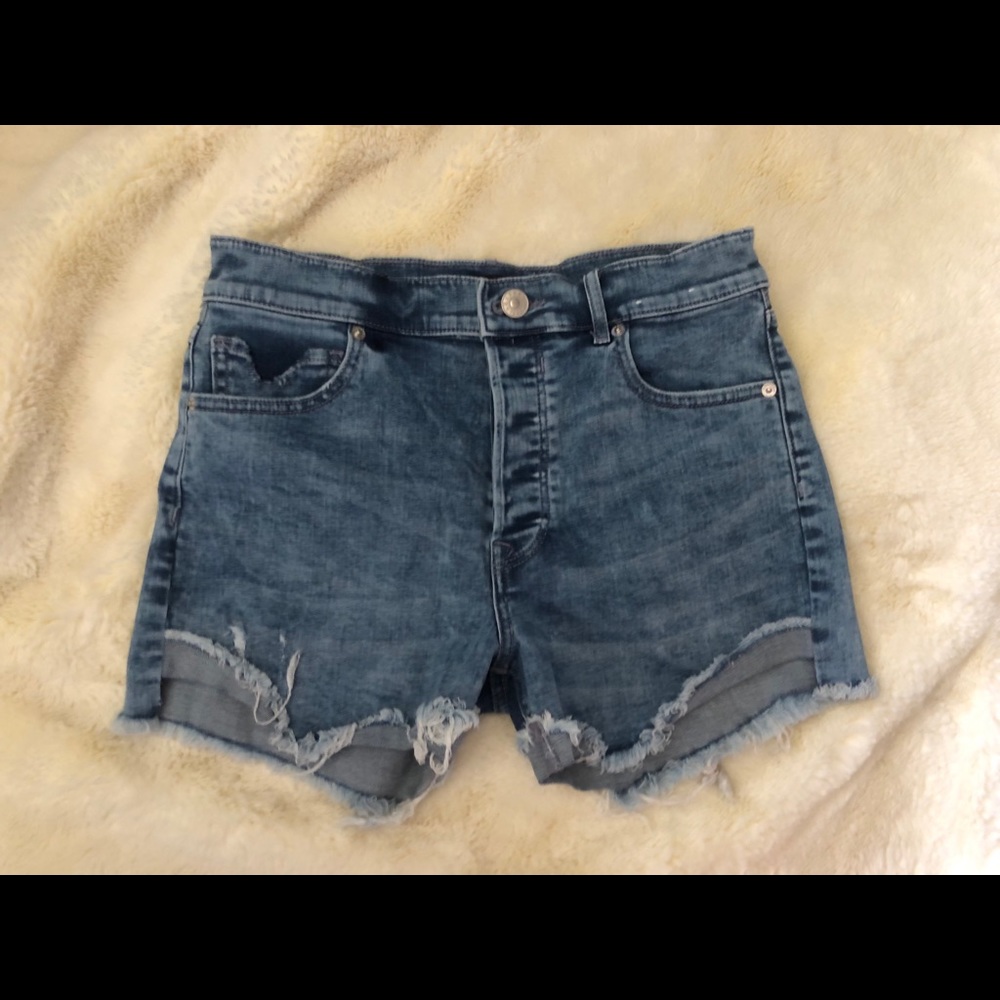 Express slightly distressed jean shorts